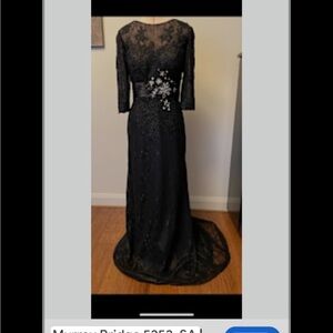 Sophisticated Black Lace Long Sleeve Dress